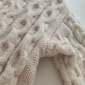 Zara woman chunk sweater ivory size S